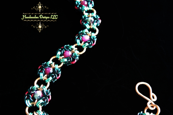 Copper and enameled copper Romanov chainmaille bracelet with Ruby Zoisite