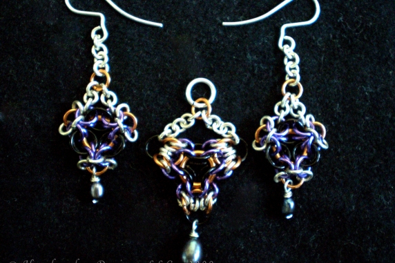 Sterling silver, copper, black and lavendar chainmaille pendant/earring set