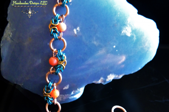 Copper and enameled copper Half-Romanov chainmaille bracelet with Pink Coral