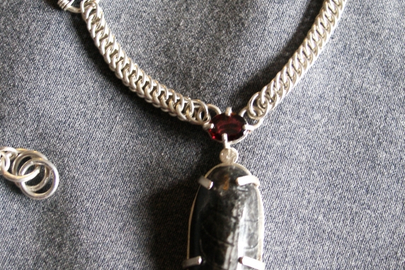 Sterling silver, Garnet, Black Onyx, and Orthoceras Half Persian 4in1 necklace