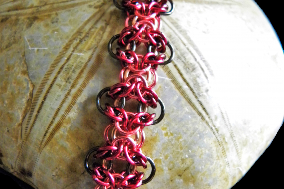 Copper and enameled copper Uruk-Hai Chain chainmaille bracelet