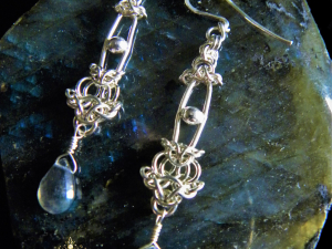 Streling silver Labradorite Edwardian style chainmaille/silversmithing earrings