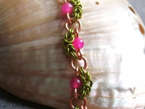 Nadine (Copper/Lime Green/Pink Topaz)